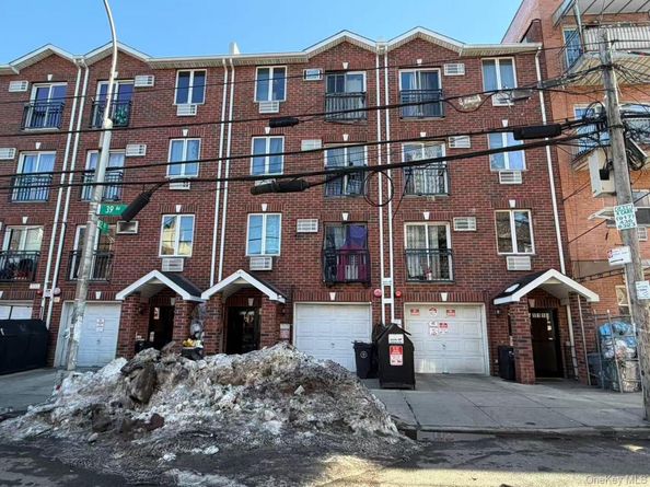 101-18 39th Avenue, Corona NY 11368