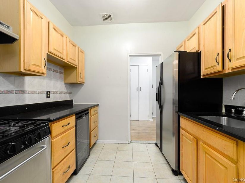1199 E 53rd Street 1L, Brooklyn NY 11234