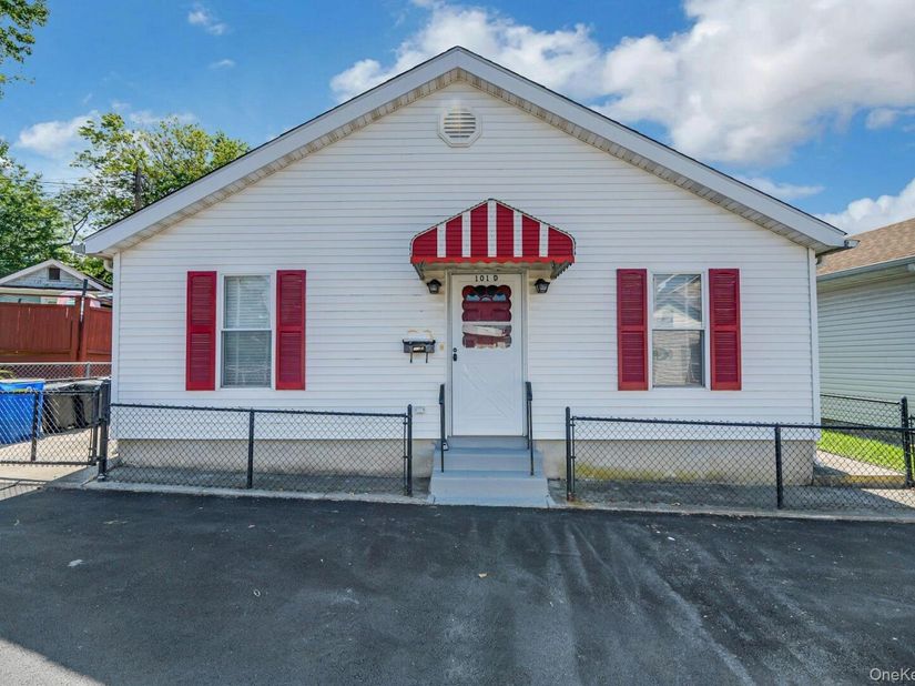 101 Edgewater Park D, Bronx NY 10465
