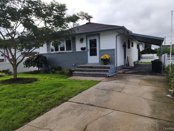 206 N Kentucky Avenue, Massapequa NY 11758