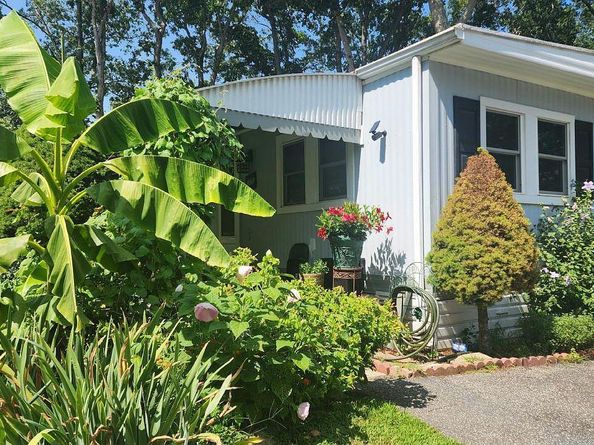 703 Fresh Pond Avenue 175, Calverton NY 11933