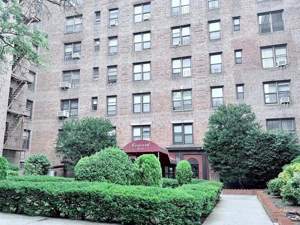 83-15 98 Street 3K, Woodhaven NY 11421