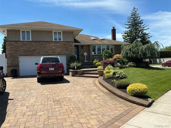 909 Berkshire Drive