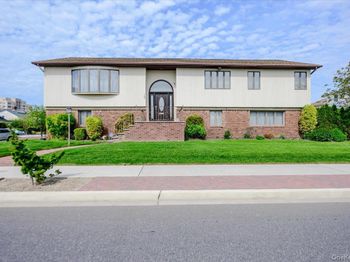 159 National Boulevard
