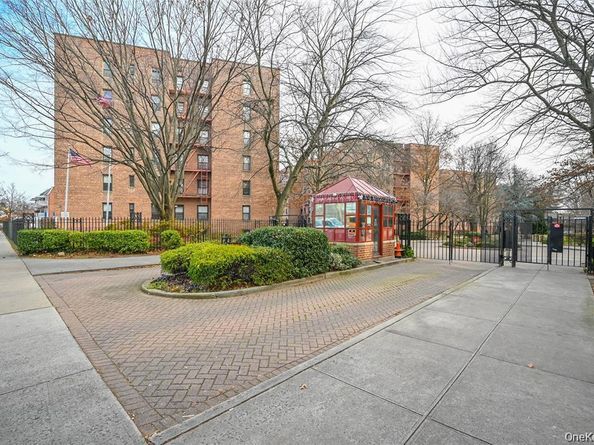 15030 71st Avenue 2G, Flushing NY 11367