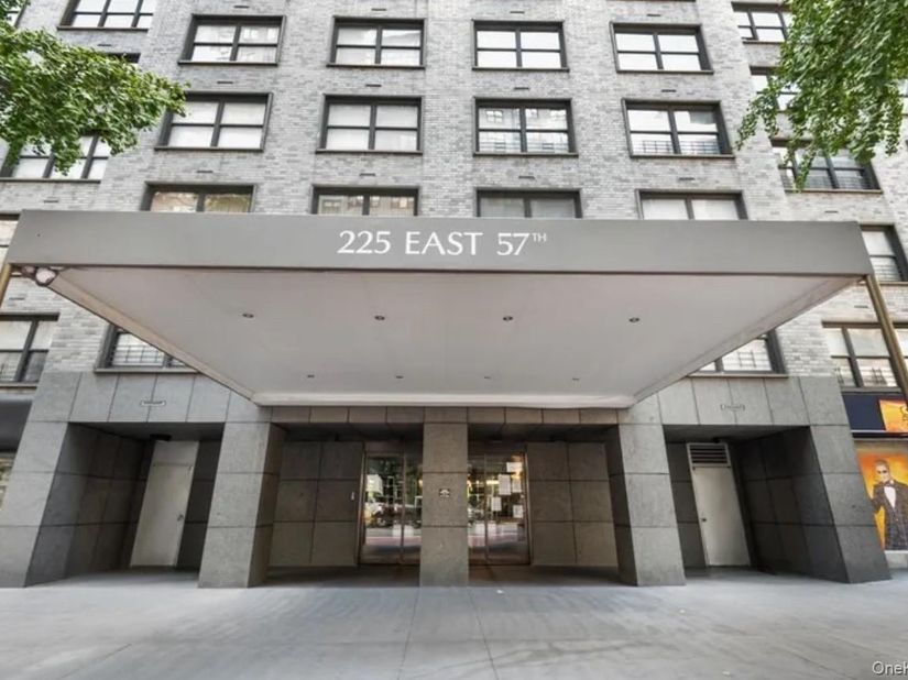 225 E 57th Street 20E, New York (Manhattan) NY 10022