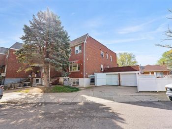 2535 Bayside Lane
