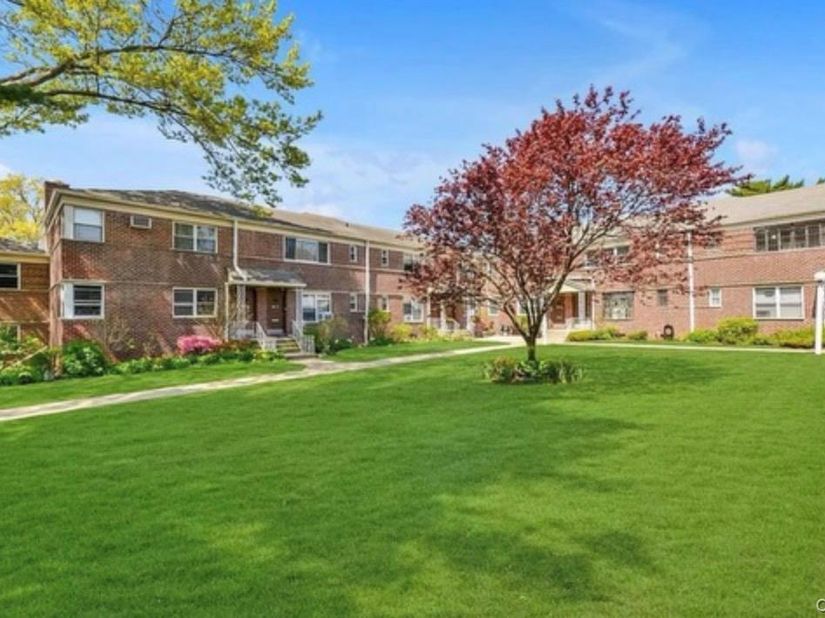 19811 Dunton Avenue 2A, Hollis NY 11423