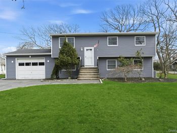 177 Pine Neck Avenue