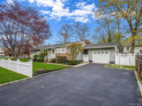 19 Cypress Lane, Shirley NY 11967