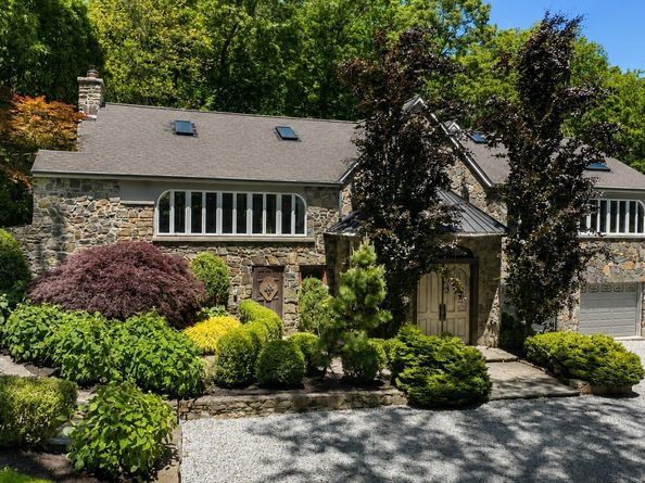 481 Mount Airy Road E, Croton-on-Hudson NY 10520