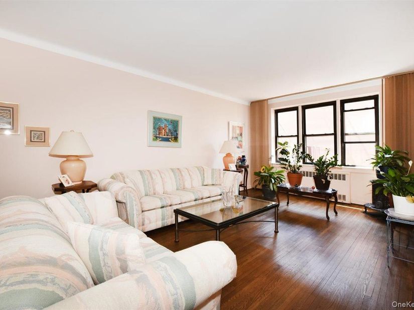 143-50 Hoover Avenue 416, Briarwood NY 11435