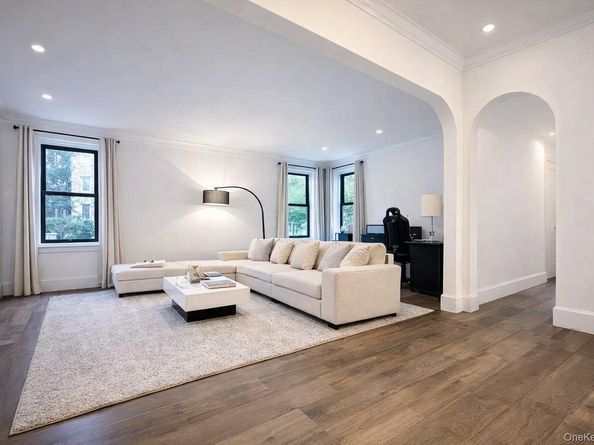 3000 Valentine Avenue 2E, Bronx NY 10458