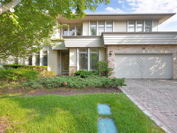 19 Holiday Pond Road, Jericho NY 11753