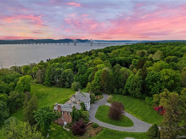 2 Fargo Lane, Irvington NY 10533