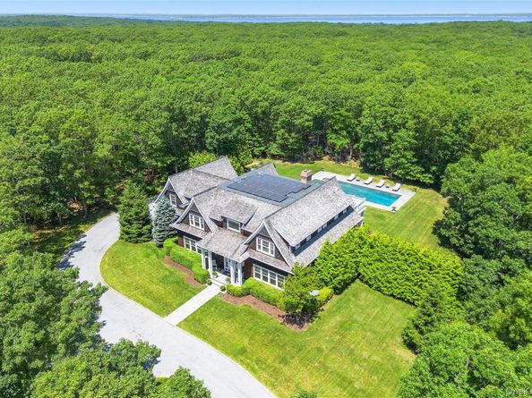 471 Middle Line Highway, Sag Harbor NY 11963