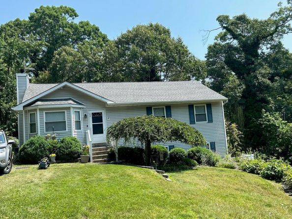 60 Aloma Road, Rocky Point NY 11778