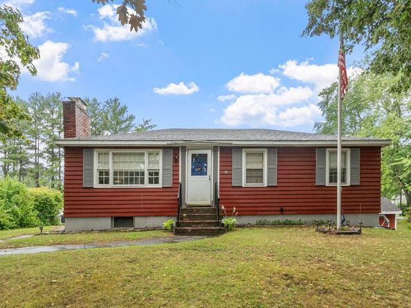 30 Dunshire Drive, Chelmsford MA 01863