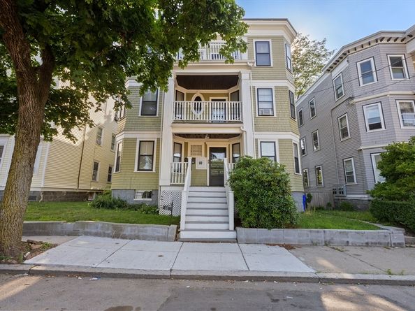 53 Miunt Ida 3, Boston MA 02122