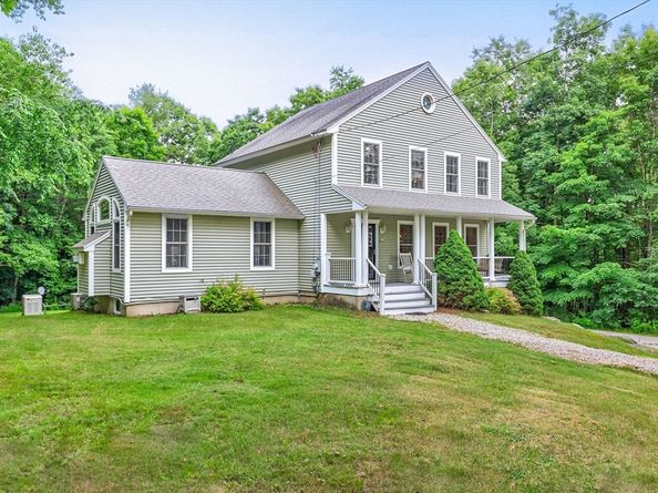 499 Ware Corner Rd, Oakham MA 01068