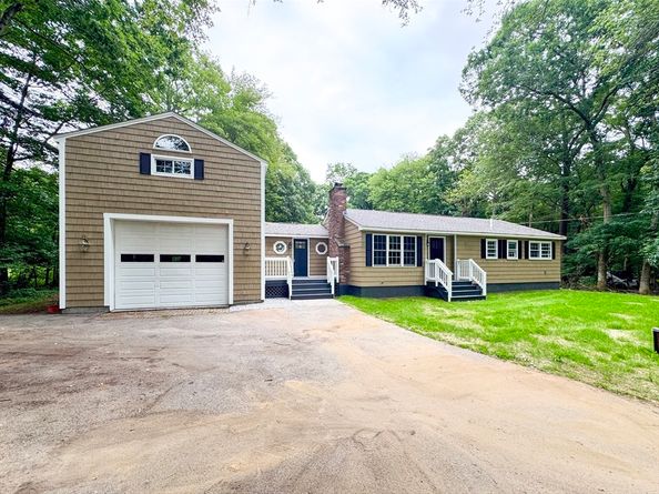181 Dresser Hill Rd, Dudley MA 01571