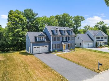 3 Oak Meadow Cir
