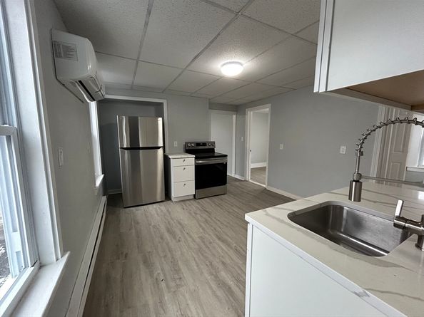 27 North St, Worcester MA 01605