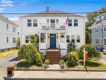 43 Dolphin Ave