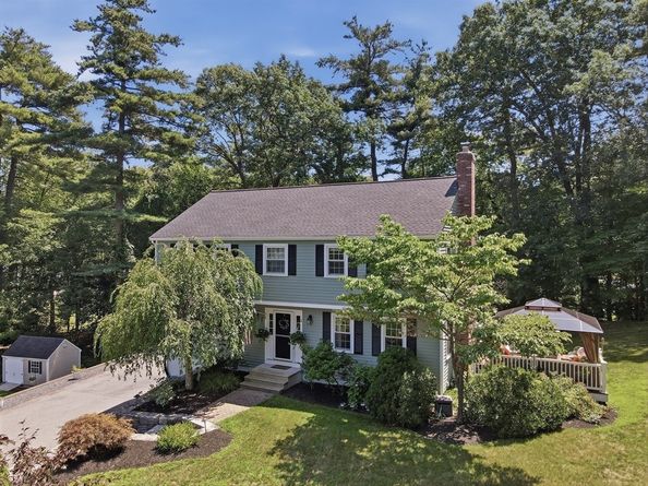 4 Martin Circle, Hudson MA 01749