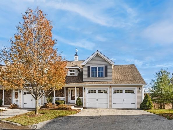 37 Peaslee Cir 37, Middleton MA 01949