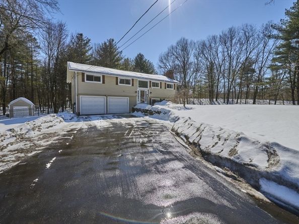 202 Brewer St, Northborough MA 01532