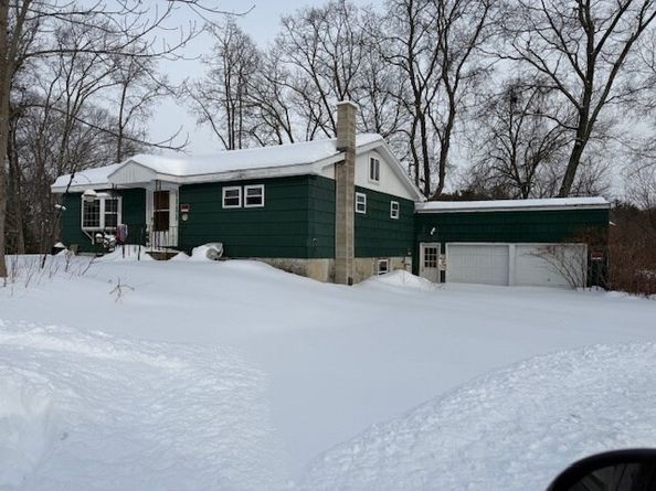 4 Ashley Rd, North Brookfield MA 01535