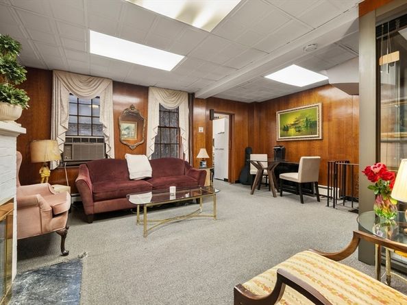 4 Derne St 1, Boston MA 02114