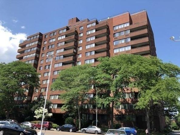 77 Adams St 610, Quincy MA 02169