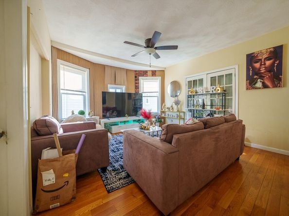 41 Derby St 2, Somerville MA 02145