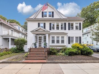 24-26 Moraine Street