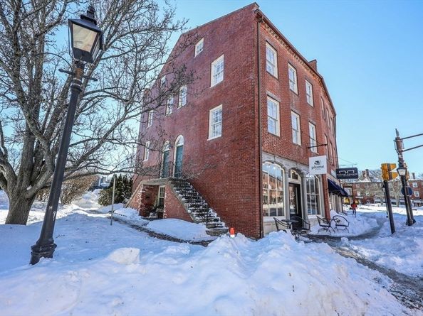 2 Elbow Lane A, Newburyport MA 01950