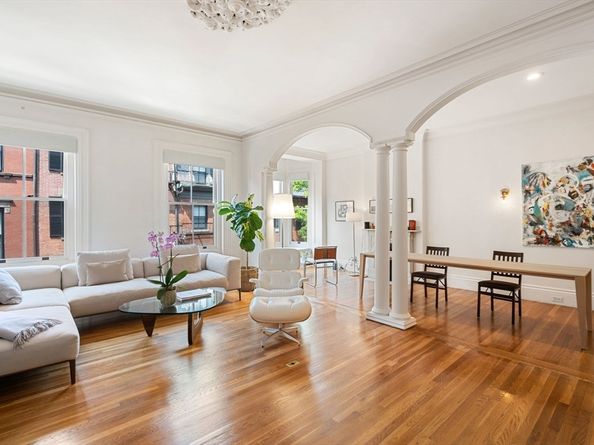 6 Walnut St 3, Boston MA 02108