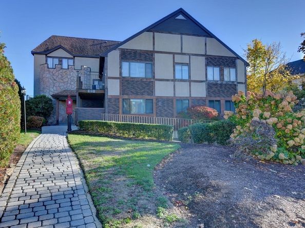 85 E Squantum St 10, Quincy MA 02171