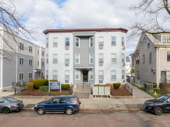 69 N Common St, Lynn MA 01902