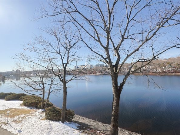 15 Eaglehead Ter 5, Shrewsbury MA 01545