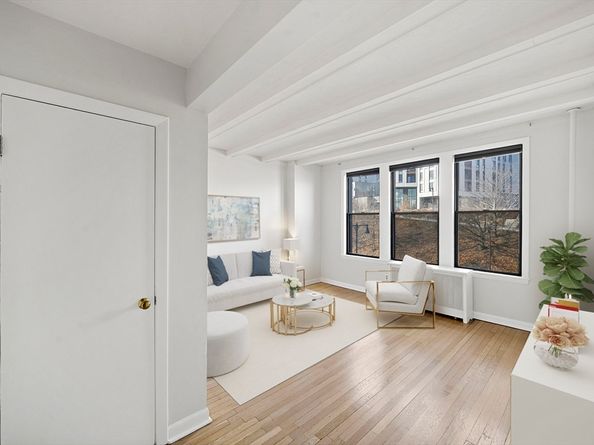 1480 Commonwealth Ave 10, Boston MA 02135