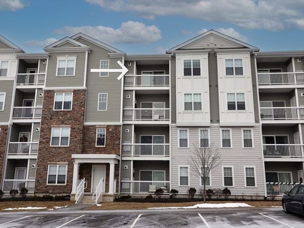 250 Martin's Landing 402, North Reading MA 01864