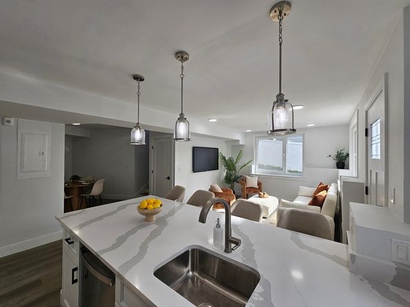 64 Alpine St 104, Boston MA 02119