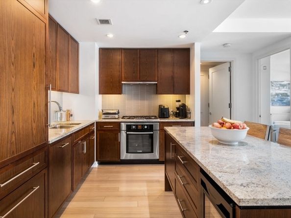 580 Washington 1105, Boston MA 02111