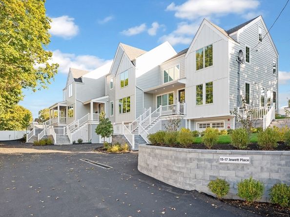 15 Jewett Pl C, Newton MA 02458