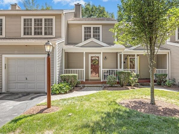 22 Hitching Post Lane 22, Northborough MA 01532