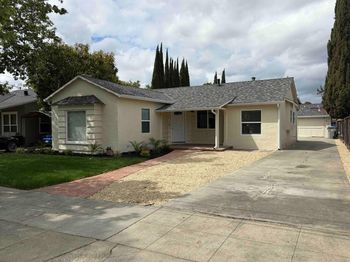 135 E Younger Avenue