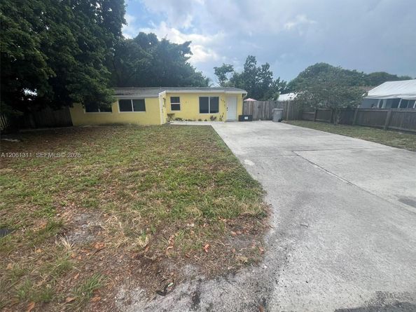 240 NE 23rd Ct, Pompano Beach FL 33060