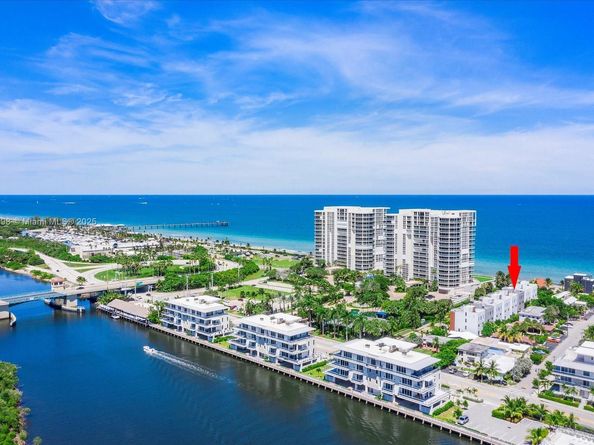 332 Balboa St, Hollywood FL 33019